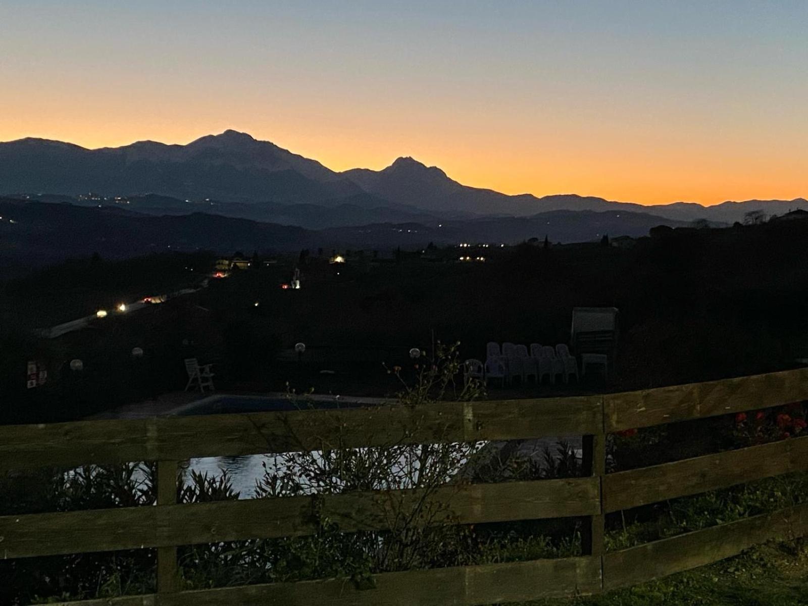 Il Podere Degli Asinelli Città Sant'Angelo Esterno foto